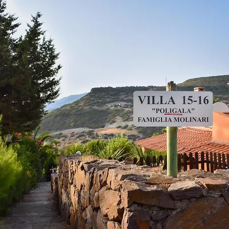 Poligala Vacation With Sea View بيت للعطل